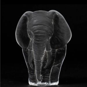 Mats Jonasson Collections numbered & Signed Lead Crystal Elephant Made In Sweden